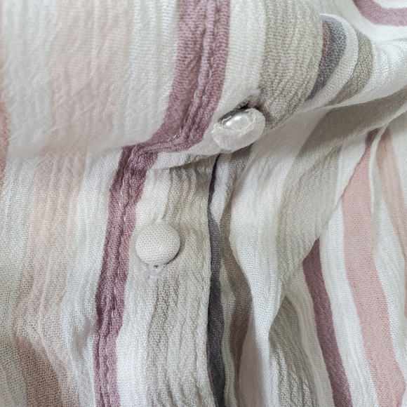 WOMEN'S Japna Neutral Striped Long Sleeve Crop Top Size M Buttons Smocked - Picture 4 of 11